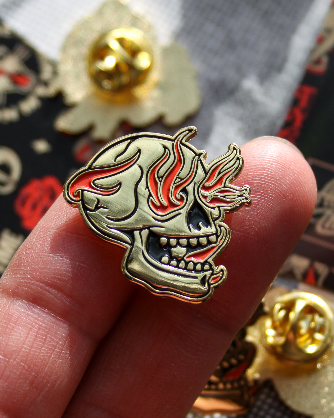 Skull on Fire - Enamel Pin